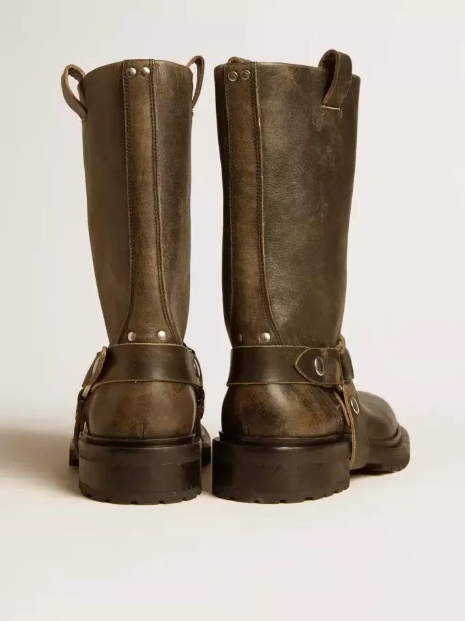 Botas Kurt de piel negra con hebilla plateada Botas Kurt de piel negra con hebilla plateada