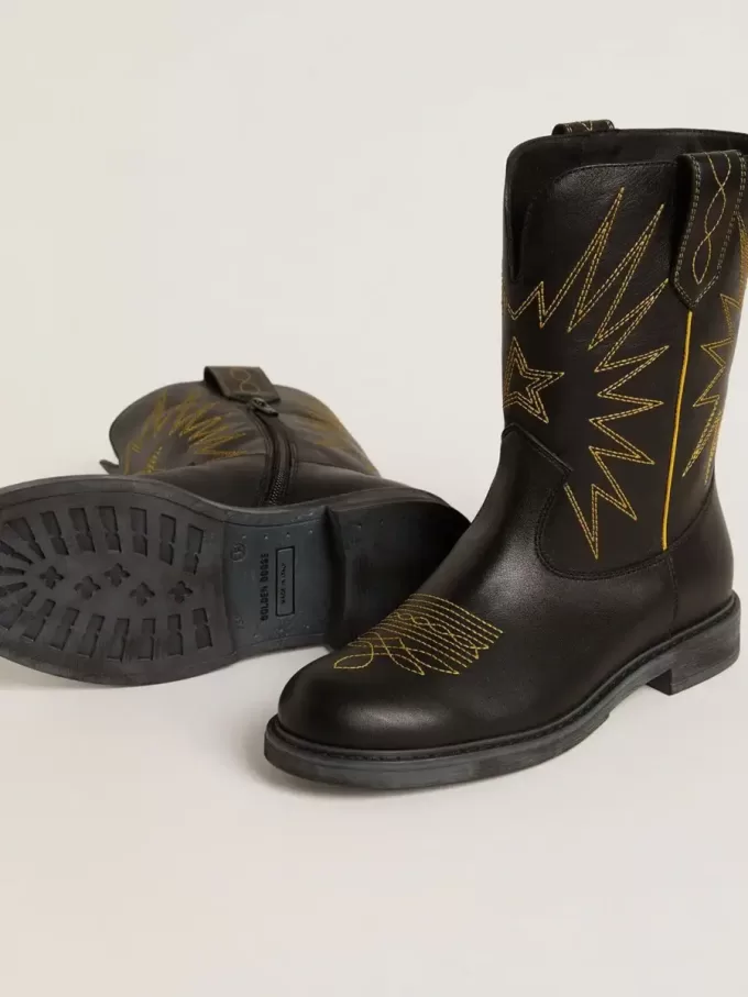 Botas Wish Junior de piel negra con estrellas amarillas bordadas Botas Wish Junior de piel negra con estrellas amarillas bordadas