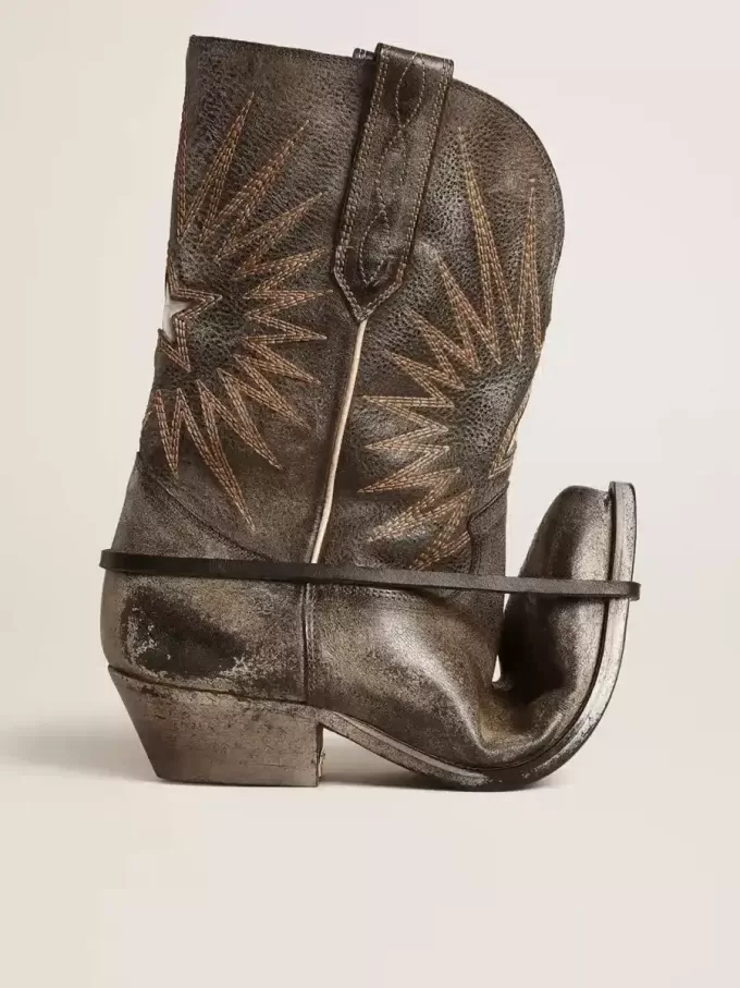 Botas Wish Star bajas para mujer en piel negra con estrella plateada Botas Wish Star bajas para mujer en piel negra con estrella plateada