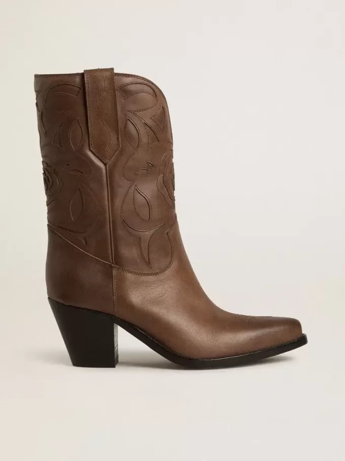 Botas Wish Star en piel gris paloma con detalles de incrustaciones tono sobre tono Botas Wish Star en piel gris paloma con detalles de incrustaciones tono sobre tono