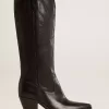 Botas Wish Star para mujer en piel negra con estrella bordada tono sobre tono Botas Wish Star para mujer en piel negra con estrella bordada tono sobre tono