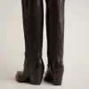 Botas Wish Star para mujer en piel negra con estrella bordada tono sobre tono Botas Wish Star para mujer en piel negra con estrella bordada tono sobre tono