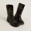 Botas Wish Teen de piel negra con bordado de estrella amarilla Botas Wish Teen de piel negra con bordado de estrella amarilla