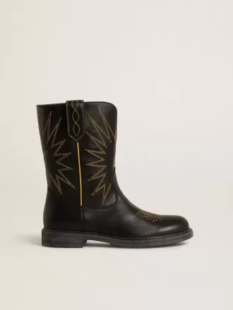 Botas Wish Young de piel negra con bordado de estrella amarilla