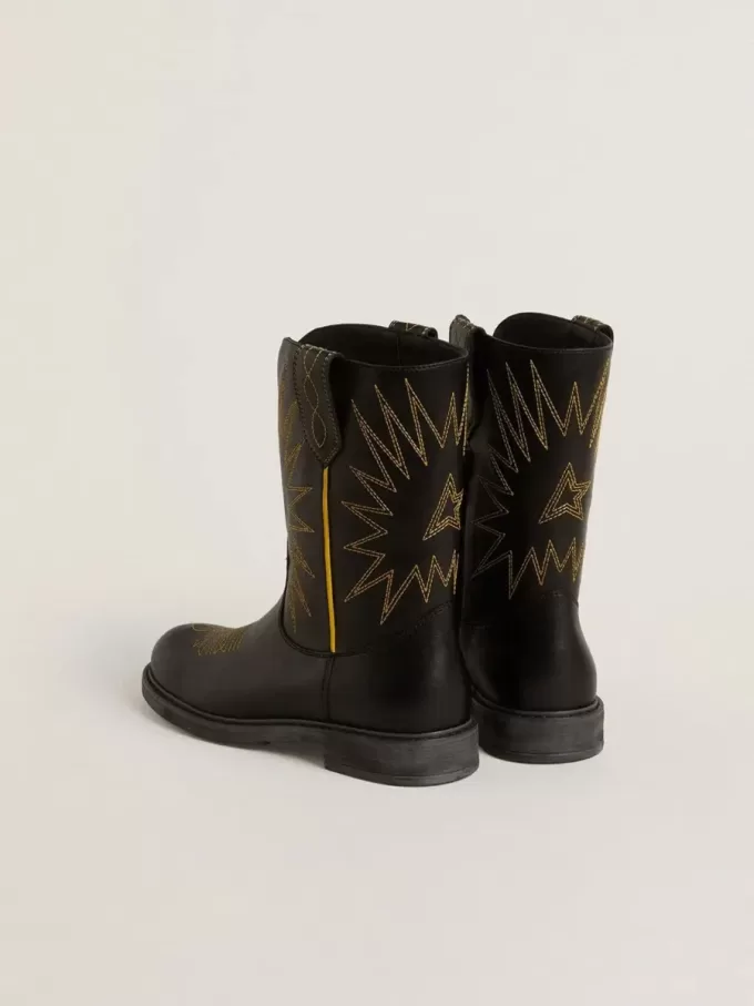 Botas Wish Young de piel negra con bordado de estrella amarilla Botas Wish Young de piel negra con bordado de estrella amarilla