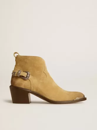 Botines Patty en ante encerado color arena.