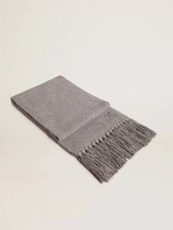 Bufanda de lana gris acanalada Bufanda de lana gris acanalada