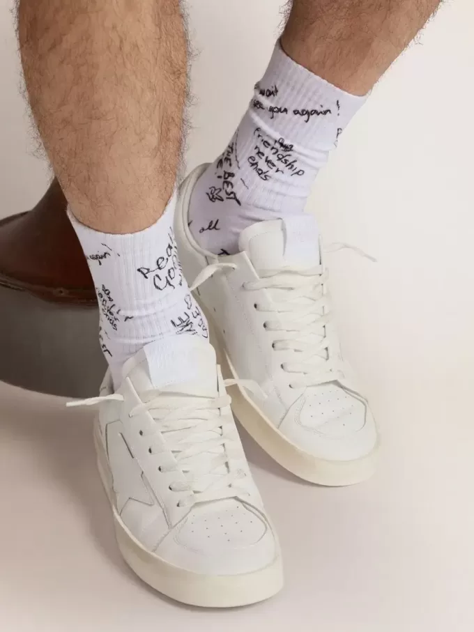Calcetines blancos ópticos con letras negras Calcetines blancos ópticos con letras negras