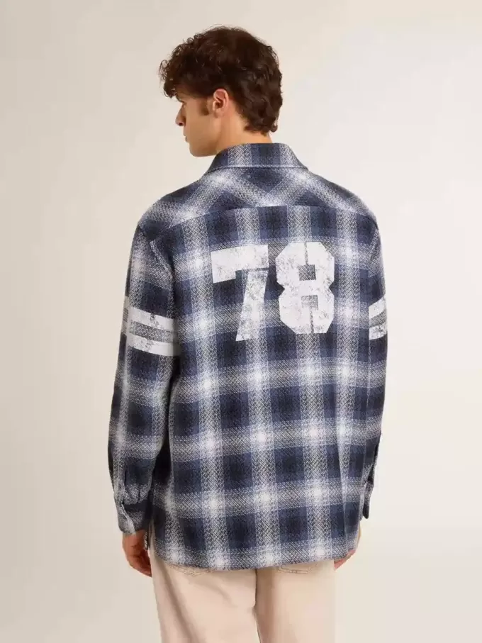 Camisa azul de cuadros 3D para hombre con estampado en la espalda Camisa azul de cuadros 3D para hombre con estampado en la espalda