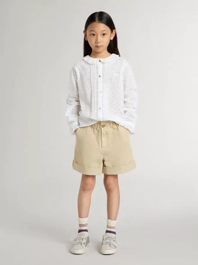Camisa blanca de algodón con bordado inglés para niña