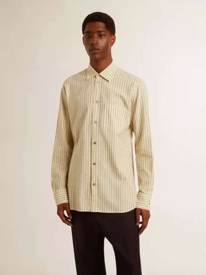 Camisa de algodón crudo para hombre con rayas negras estrechas Camisa de algodón crudo para hombre con rayas negras estrechas
