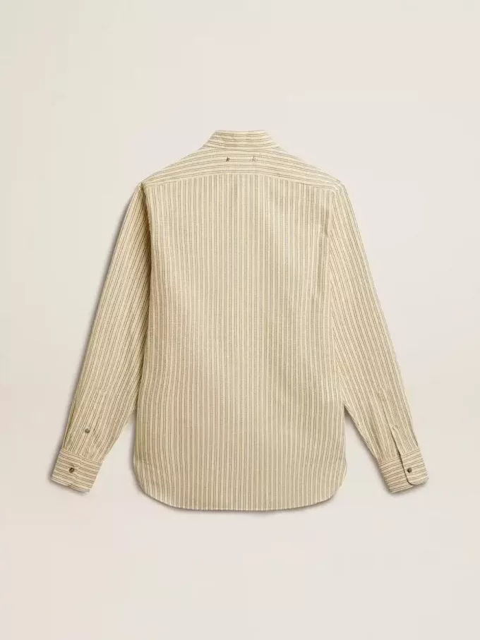 Camisa de algodón crudo para hombre con rayas negras estrechas Camisa de algodón crudo para hombre con rayas negras estrechas