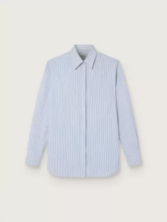Camisa de mujer con rayas estrechas