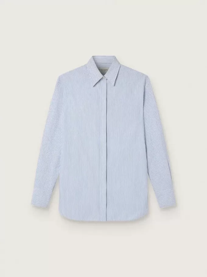Camisa de mujer con rayas estrechas Camisa de mujer con rayas estrechas