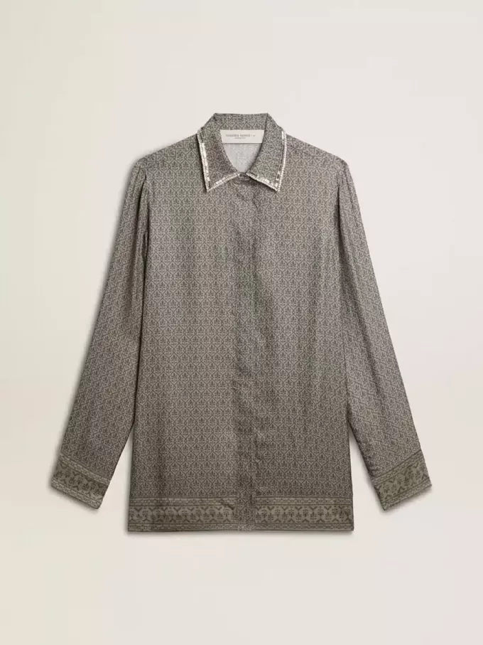 Camisa de mujer verde de mezcla de viscosa y seda con estampado floral Camisa de mujer verde de mezcla de viscosa y seda con estampado floral