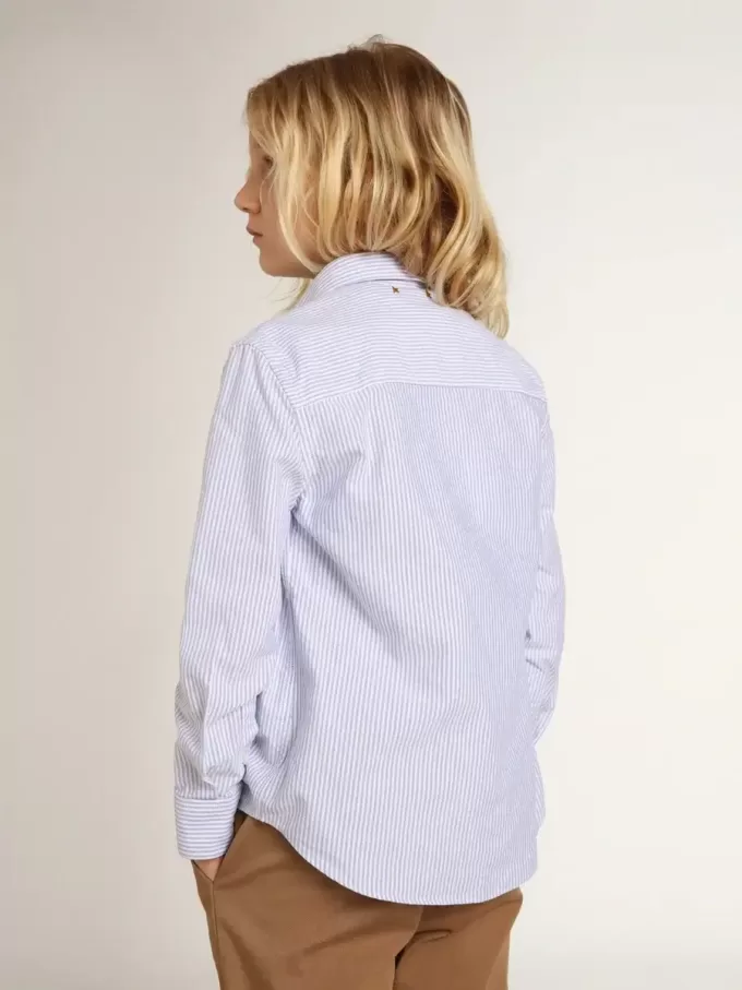 Camisa de niño con rayas azul claro