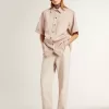 Camisa vaquera oversize para mujer teñida en rosa Camisa vaquera oversize para mujer teñida en rosa