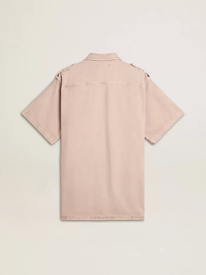 Camisa vaquera oversize para mujer teñida en rosa Camisa vaquera oversize para mujer teñida en rosa