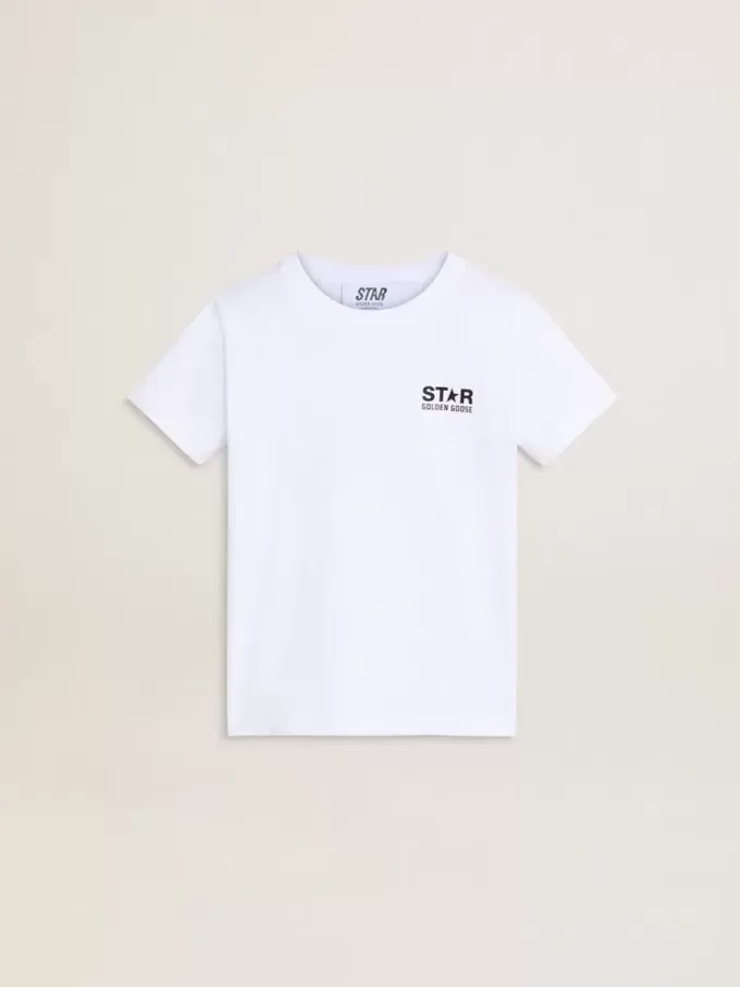 Camiseta blanca con logotipo y estrella negros en contraste Camiseta blanca con logotipo y estrella negros en contraste