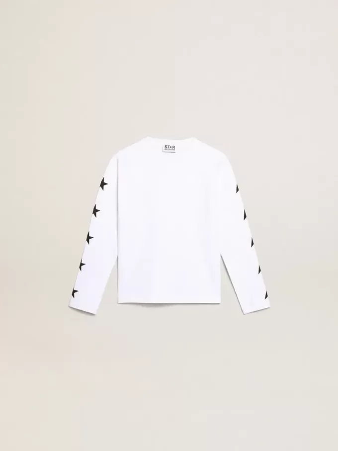 Camiseta blanca de manga larga con estrellas negras en contraste