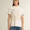 Camiseta blanca de mujer con estampado floral Camiseta blanca de mujer con estampado floral
