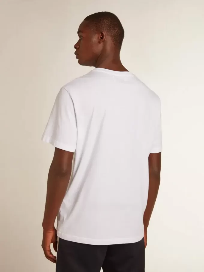 Camiseta blanca para hombre con estrella azul oscuro en la parte delantera Camiseta blanca para hombre con estrella azul oscuro en la parte delantera