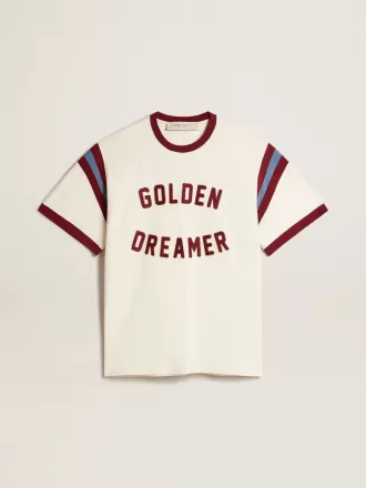 Camiseta blanca para hombre con letras burdeos en la parte delantera