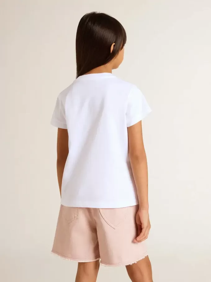 Camiseta blanca para niña con letras doradas y purpurina rosa. Camiseta blanca para niña con letras doradas y purpurina rosa.