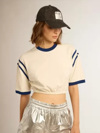 Camiseta corta de algodón blanco envejecido con letras en la espalda