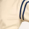 Camiseta corta de algodón blanco envejecido con letras en la espalda Camiseta corta de algodón blanco envejecido con letras en la espalda