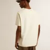 Camiseta de algodón blanco envejecido para hombre con estampado dorado Camiseta de algodón blanco envejecido para hombre con estampado dorado