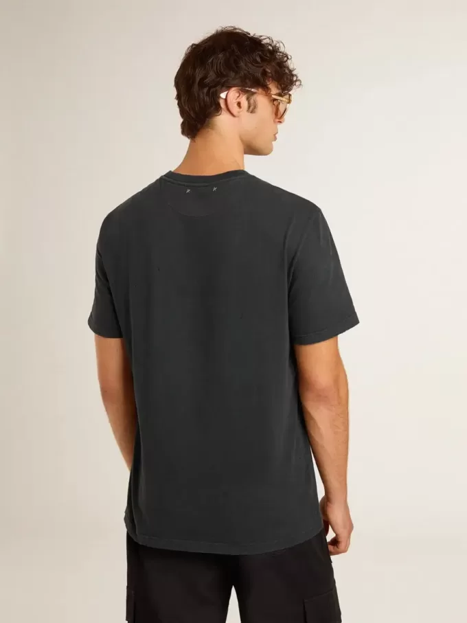 Camiseta de algodón negro desgastado para hombre con estampado en la parte delantera Camiseta de algodón negro desgastado para hombre con estampado en la parte delantera
