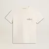 Camiseta de mujer en blanco envejecido con logotipo en el pecho Camiseta de mujer en blanco envejecido con logotipo en el pecho