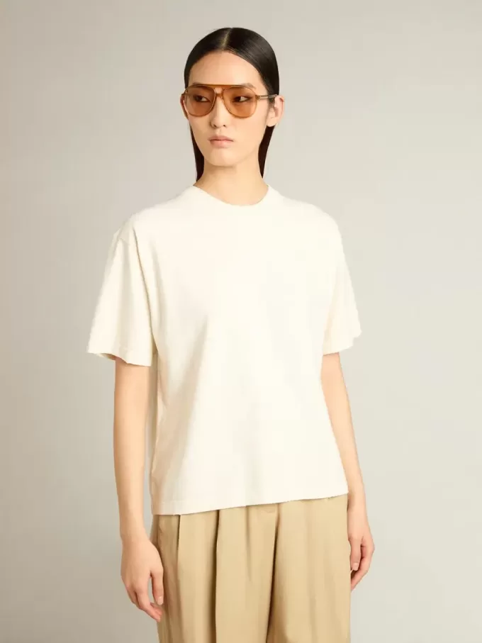 Camiseta en blanco envejecido con logotipo invertido en la espalda – Jersey Capsule Camiseta en blanco envejecido con logotipo invertido en la espalda – Jersey Capsule