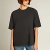 Camiseta en negro lavado con logotipo invertido en la espalda – Jersey Capsule Camiseta en negro lavado con logotipo invertido en la espalda – Jersey Capsule