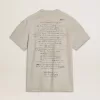 Camiseta gris para hombre con letras negras Camiseta gris para hombre con letras negras