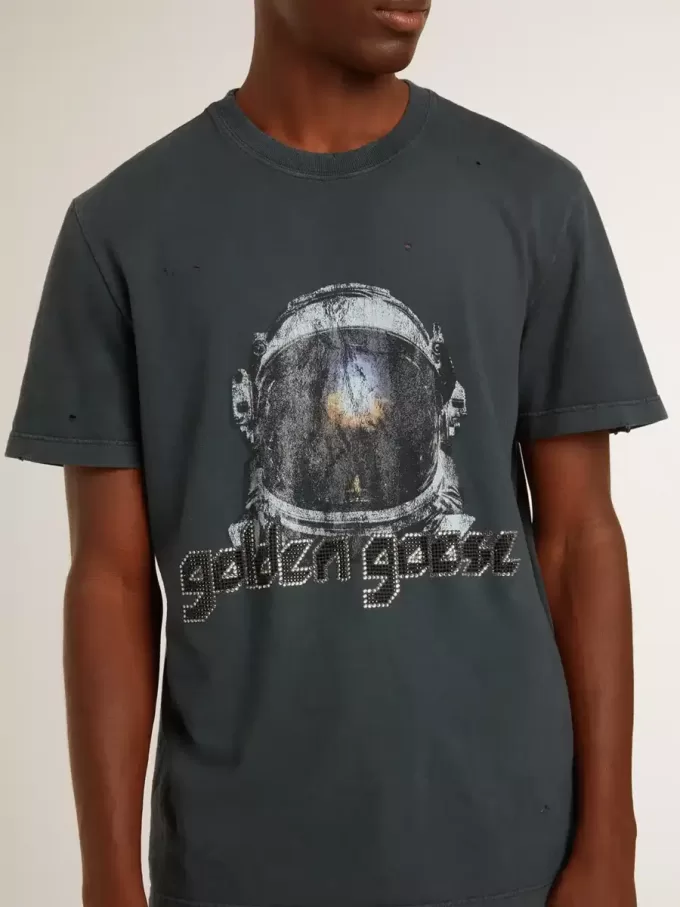 Camiseta negra con estampado multicolor Camiseta negra con estampado multicolor