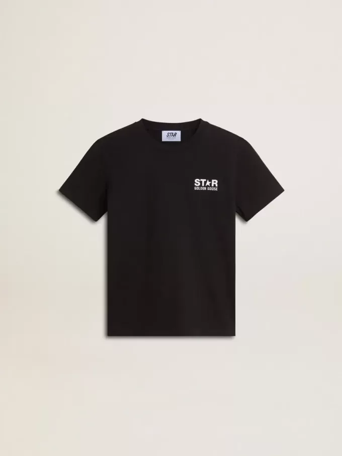 Camiseta negra con logotipo blanco en contraste en la parte delantera y estrella maxi en la espalda