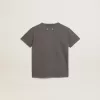 Camiseta para niño en color gris con tratamiento desgastado Camiseta para niño en color gris con tratamiento desgastado