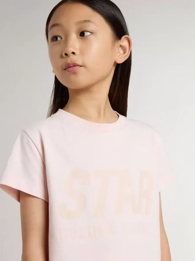 Camiseta rosa para niña con estampado rosa en la parte delantera Camiseta rosa para niña con estampado rosa en la parte delantera