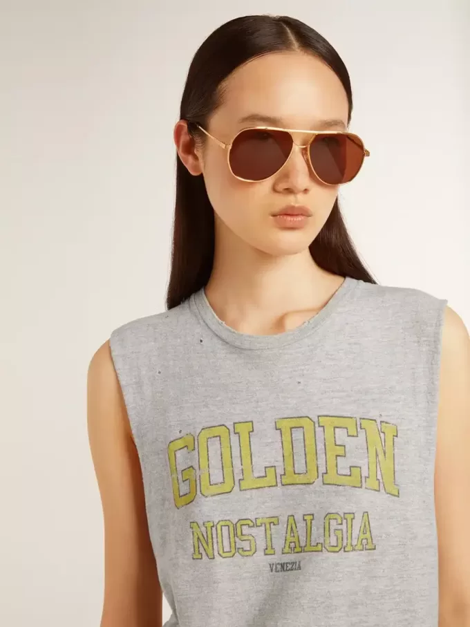 Camiseta sin mangas gris para mujer con estampado amarillo Camiseta sin mangas gris para mujer con estampado amarillo