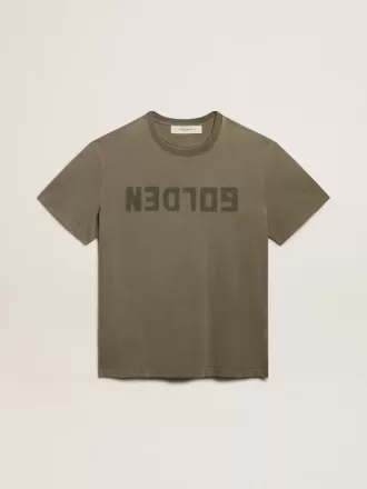 Camiseta de algodón para hombre en blanco envejecido con estampado en el corazón