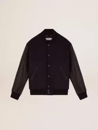 Cazadora bomber para hombre en lana azul oscuro con mangas de cuero Cazadora bomber para hombre en lana azul oscuro con mangas de cuero