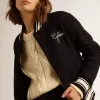 Cazadora bomber para mujer en lana azul oscuro con detalles en blanco Cazadora bomber para mujer en lana azul oscuro con detalles en blanco