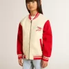 Cazadora bomber para niño en algodón beige y rojo con bordado en el pecho