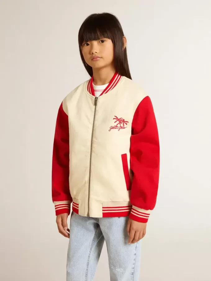 Cazadora bomber para niño en algodón beige y rojo con bordado en el pecho