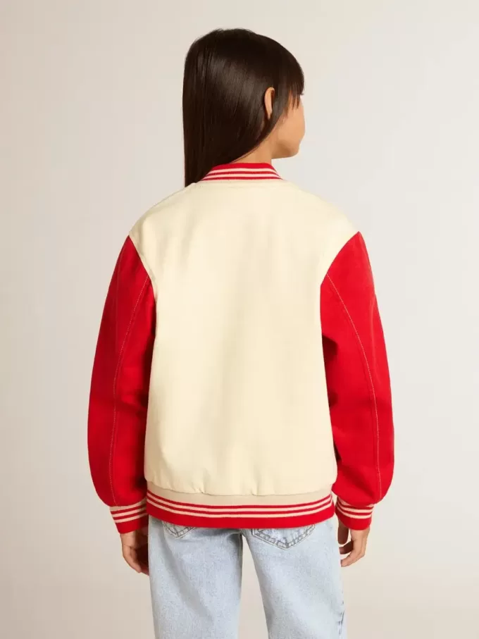 Cazadora bomber para niño en algodón beige y rojo con bordado en el pecho