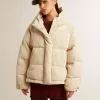 Chaqueta acolchada ecológica con cremallera y capucha Chaqueta acolchada ecológica con cremallera y capucha