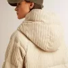 Chaqueta acolchada ecológica con cremallera y capucha Chaqueta acolchada ecológica con cremallera y capucha