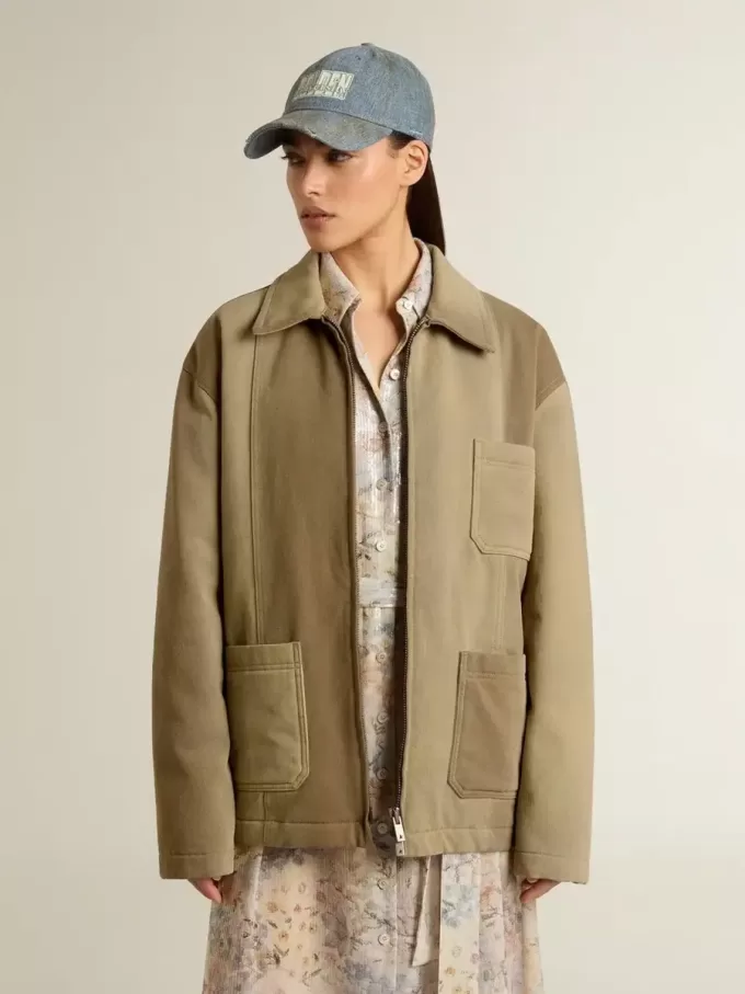 Chaqueta acolchada unisex en tonos caqui Chaqueta acolchada unisex en tonos caqui